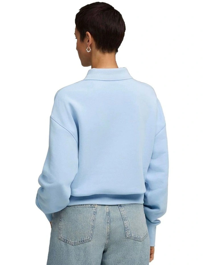 Puma Premium Essentials Polo Crew Jumper in cotton blend – stylish streetwear with timeless design and sustainable comfort