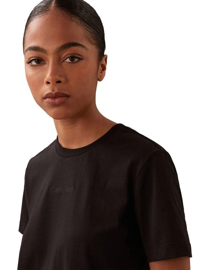 Calvin Klein women’s 100% cotton short sleeve crew neck t-shirt with logo across chest