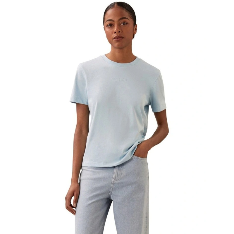 Calvin Klein women’s 100% cotton crew neck t-shirt with short sleeves and logo print on chest