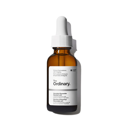 Vitamin C serum for skin brightening
