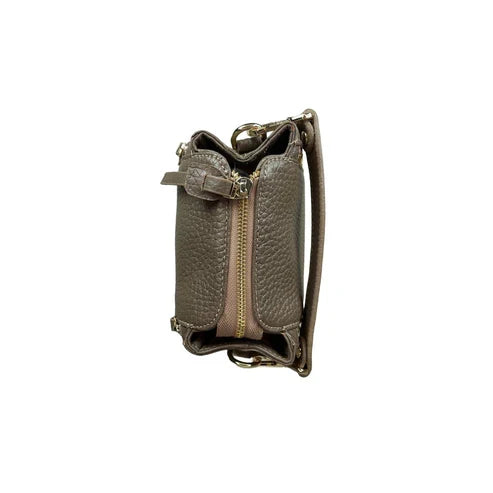 Beige leather handbag for women — LeatherLuxe shoulder bag with elegant design and premium craftsmanship