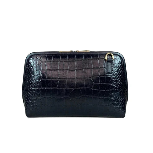 LeatherLuxe black leather clutch bag with detachable shoulder strap and crossbody option – elegant women’s evening handbag made of premium genuine leather.