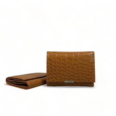 Leather Women’s Wallet – LeatherLuxe genuine leather design