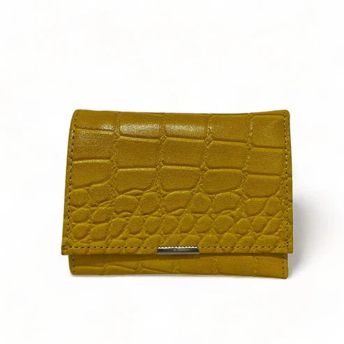 LeatherLuxe Yellow Leather Women’s Wallet and Card Holder – Premium Genuine Leather Purse with Locker Closure, Elegant and Compact Design