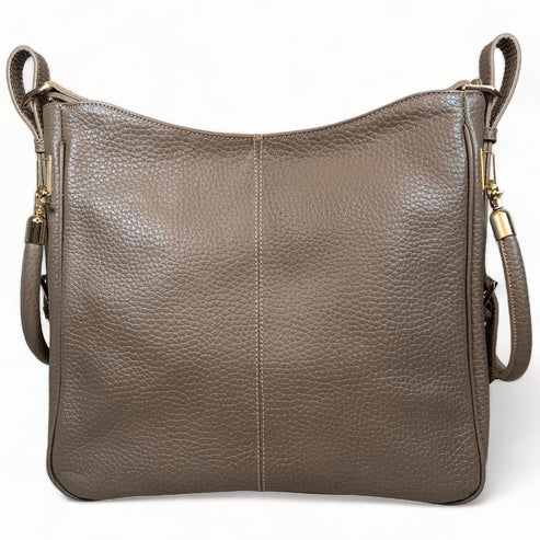 LeatherLuxe Khaki Leather Tote Bag – Elegant premium women’s handbag made of genuine leather with spacious design and stylish finish.