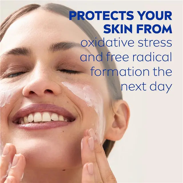 NIVEA Daily Essentials Nourishing Face Moisturiser Night 50ml, product image 6